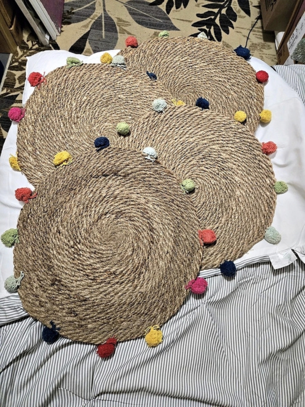 Round Woven Decor Mats with Pom-Poms X4